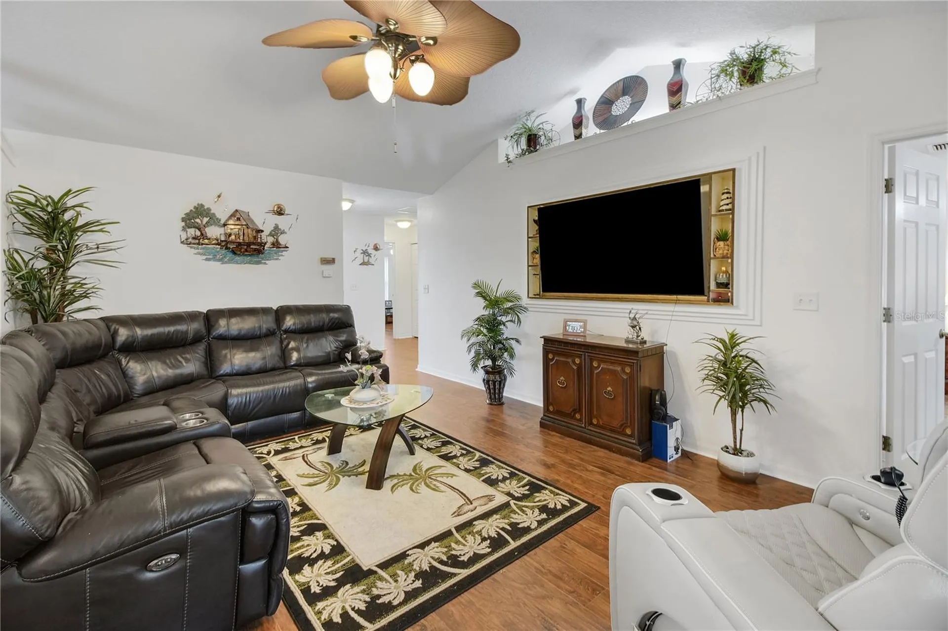 35833 Dawn Drive Leesburg FL 34788