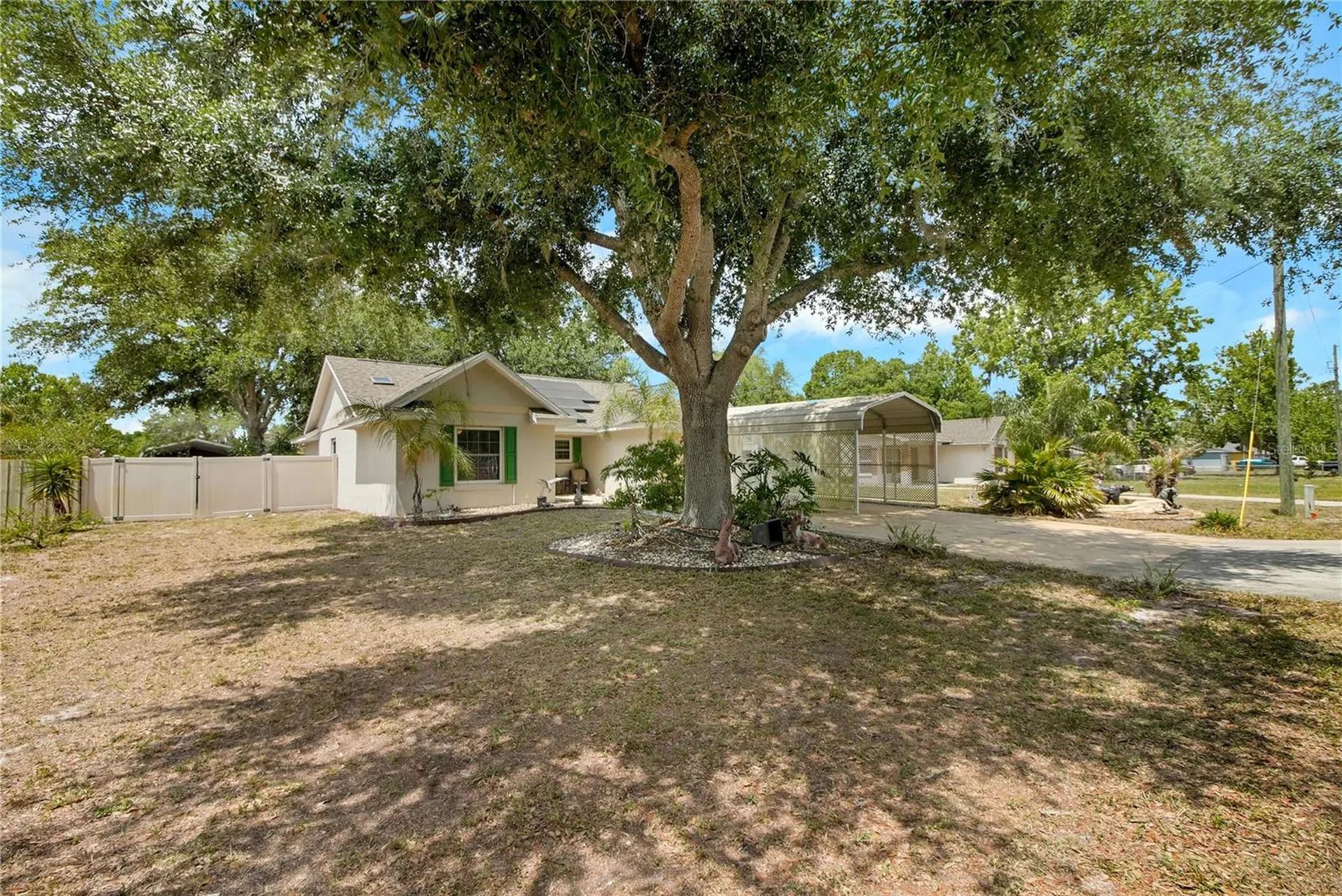 35833 Dawn Drive Leesburg FL 34788