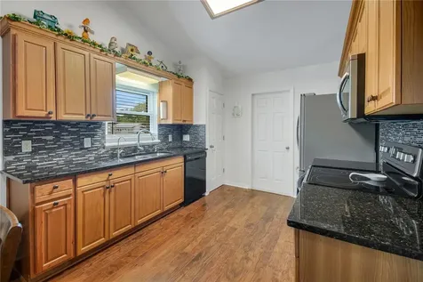 35833 Dawn Drive Leesburg FL 34788