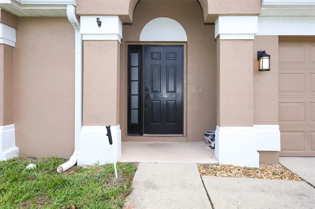 9271 Bent Arrow Cove Apopka FL 32703