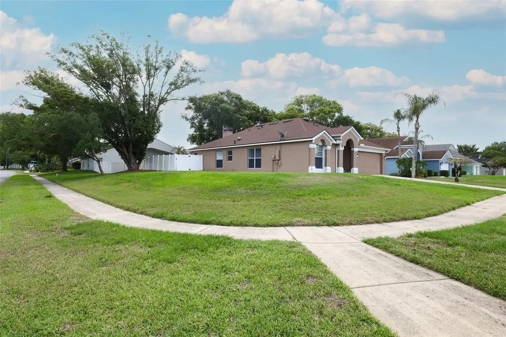 9271 Bent Arrow Cove Apopka FL 32703