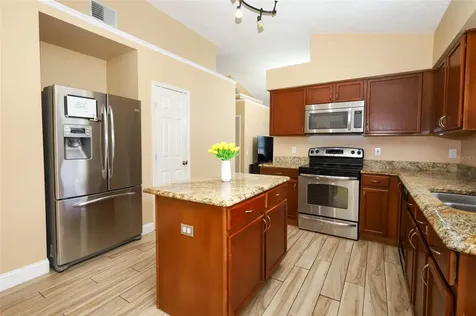 9271 Bent Arrow Cove Apopka FL 32703