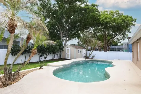 9271 Bent Arrow Cove Apopka FL 32703