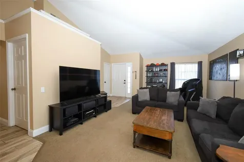 9271 Bent Arrow Cove Apopka FL 32703