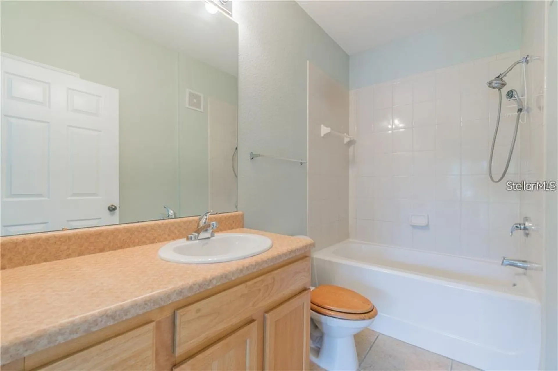 10203 Courtney Palms Boulevard Tampa FL 33619