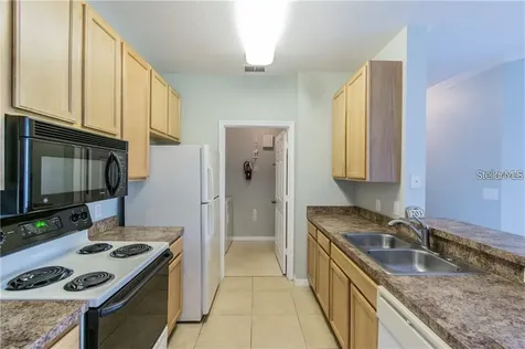 10203 Courtney Palms Boulevard Tampa FL 33619