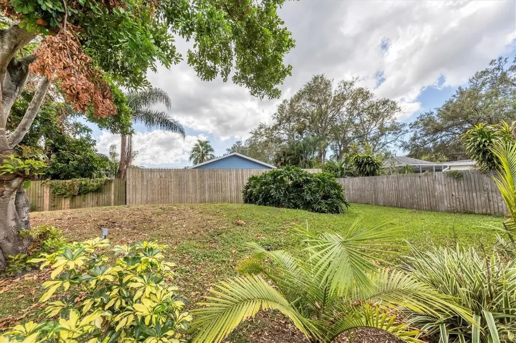 4110 Iola Drive Sarasota FL 34231