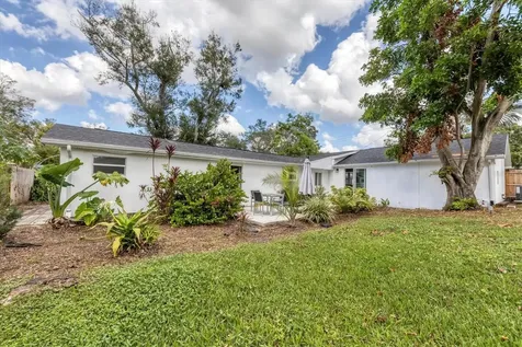 4110 Iola Drive Sarasota FL 34231