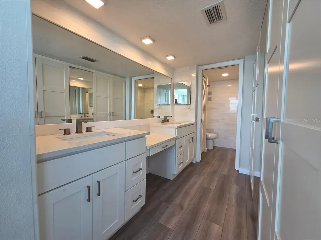500 Treasure Island Causeway Treasure Island FL 33706