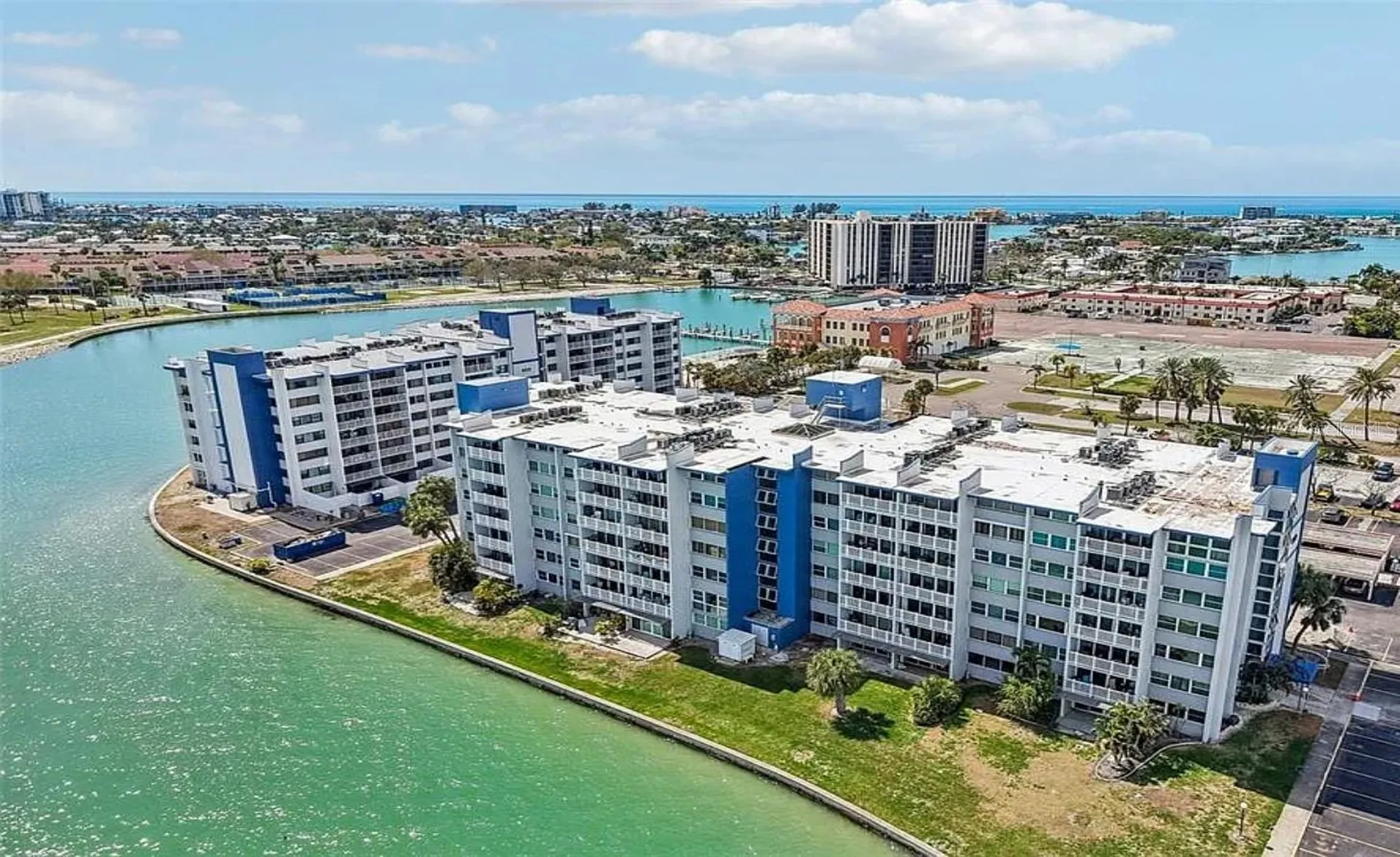 500 Treasure Island Causeway Treasure Island FL 33706