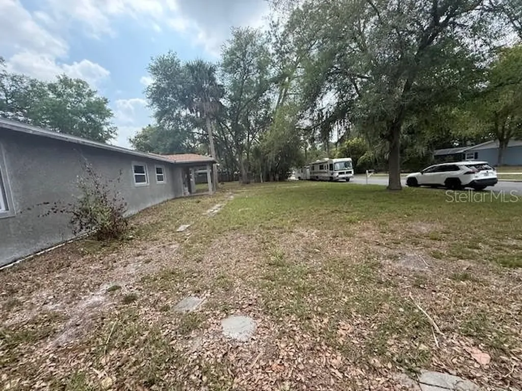 2519 Hiawatha Avenue Sanford FL 32773