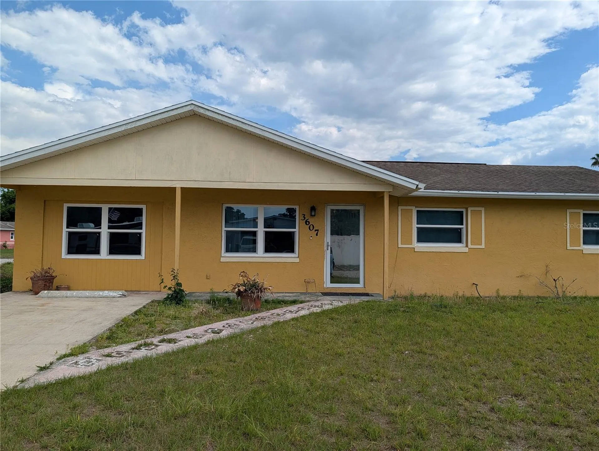 3607 Briarcliff Way Mims FL 32754