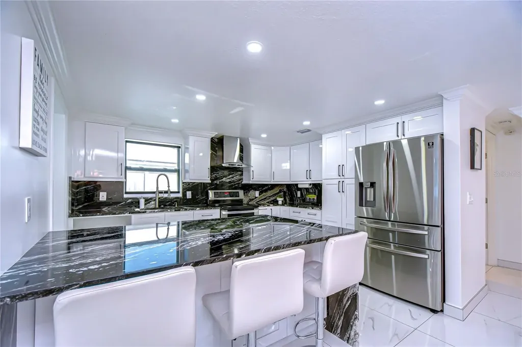 3314 W Kirby Street Tampa FL 33614
