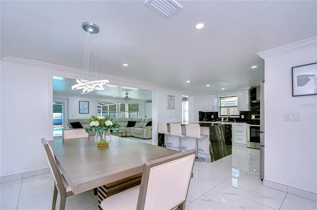 3314 W Kirby Street Tampa FL 33614