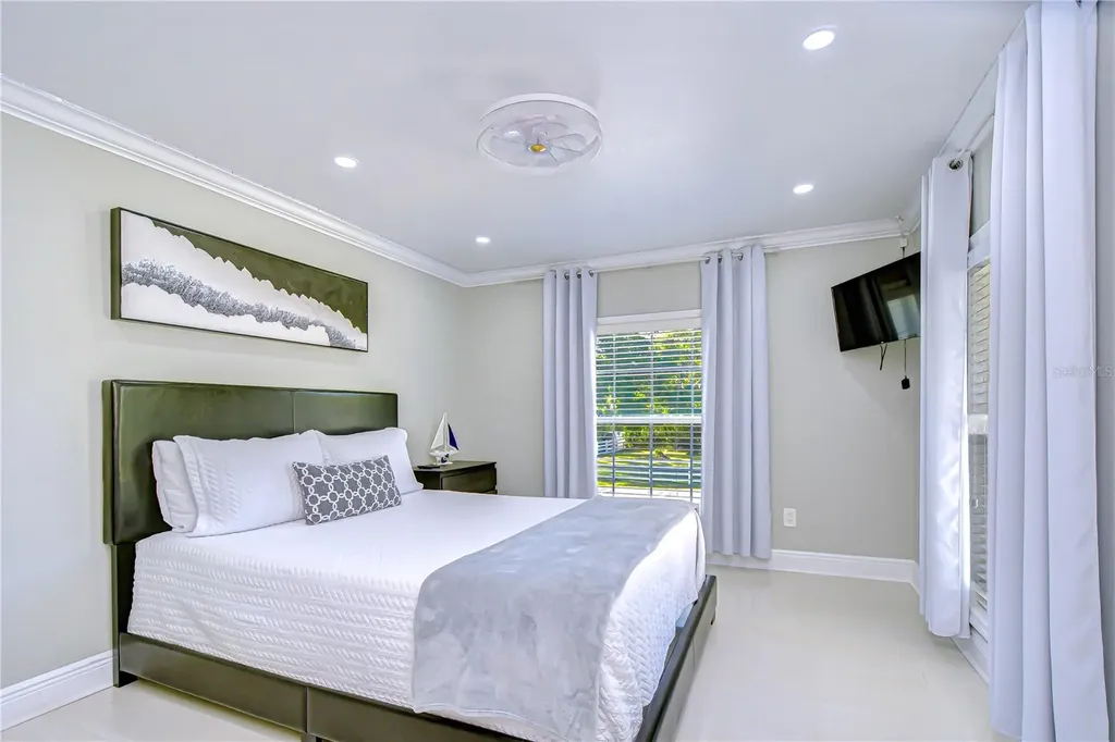 3314 W Kirby Street Tampa FL 33614