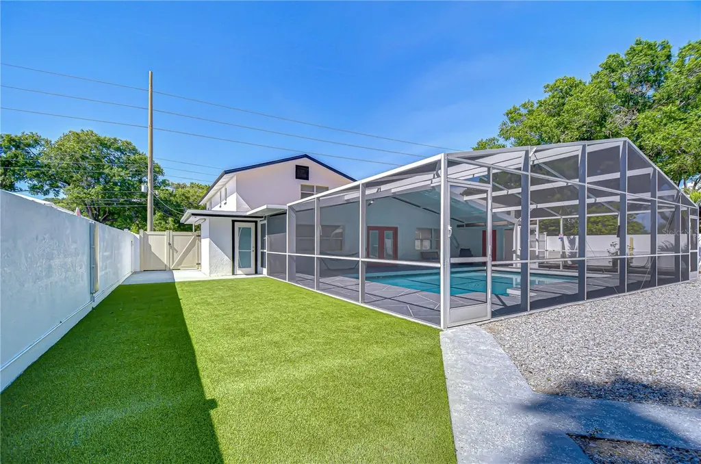 3314 W Kirby Street Tampa FL 33614