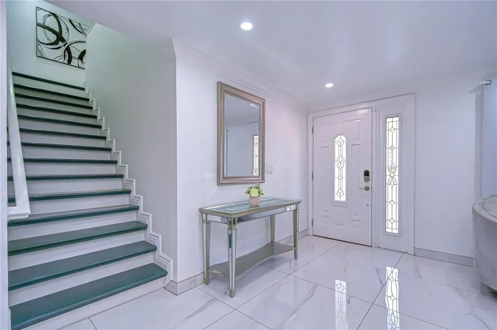3314 W Kirby Street Tampa FL 33614