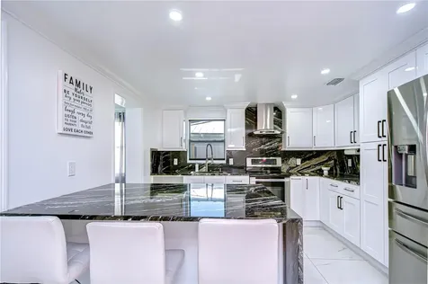 3314 W Kirby Street Tampa FL 33614