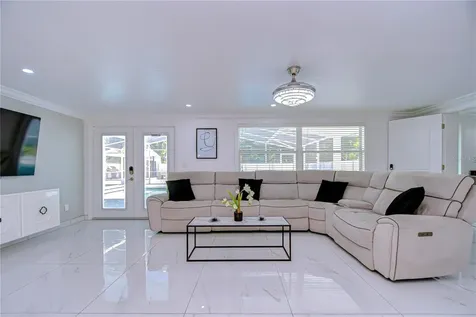 3314 W Kirby Street Tampa FL 33614