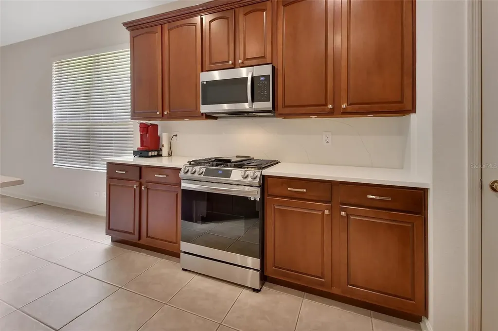 525 Heron Point Way Deland FL 32724