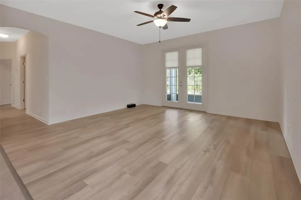 525 Heron Point Way Deland FL 32724