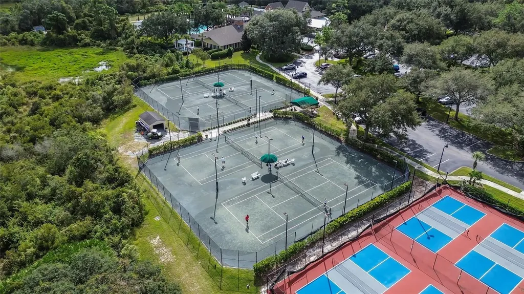 525 Heron Point Way Deland FL 32724