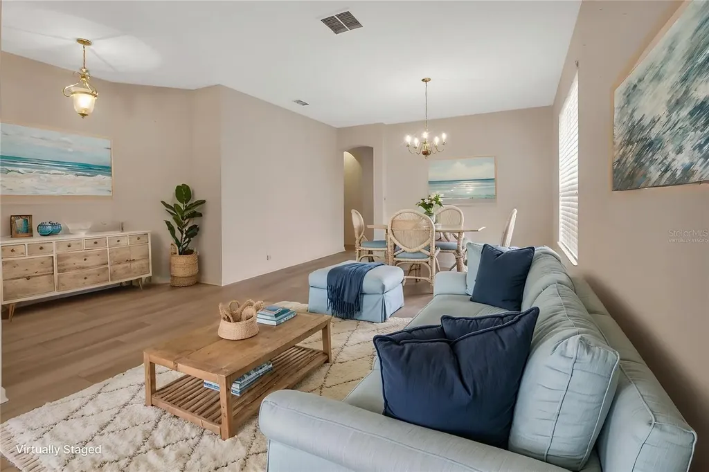 525 Heron Point Way Deland FL 32724