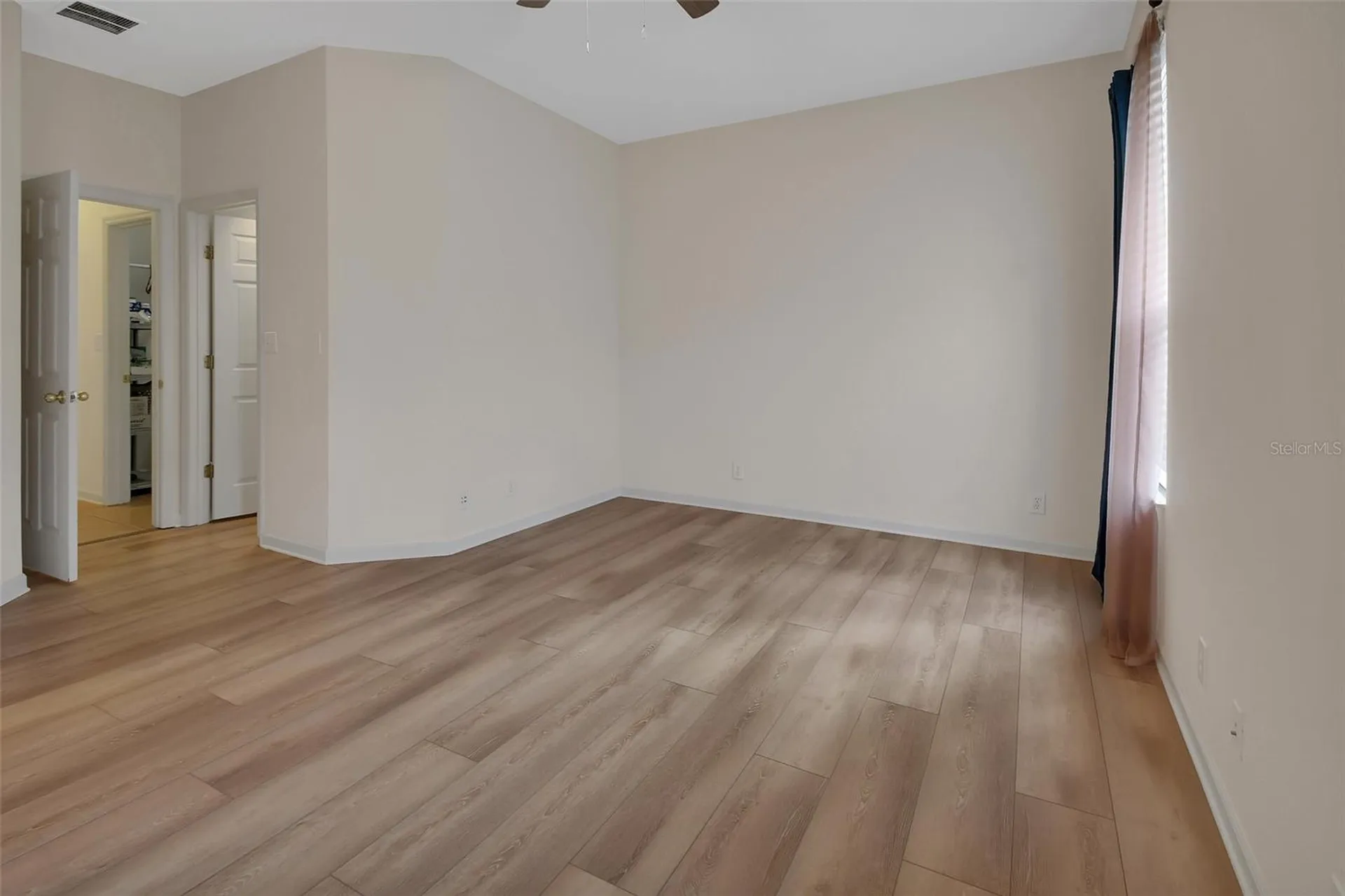 525 Heron Point Way Deland FL 32724