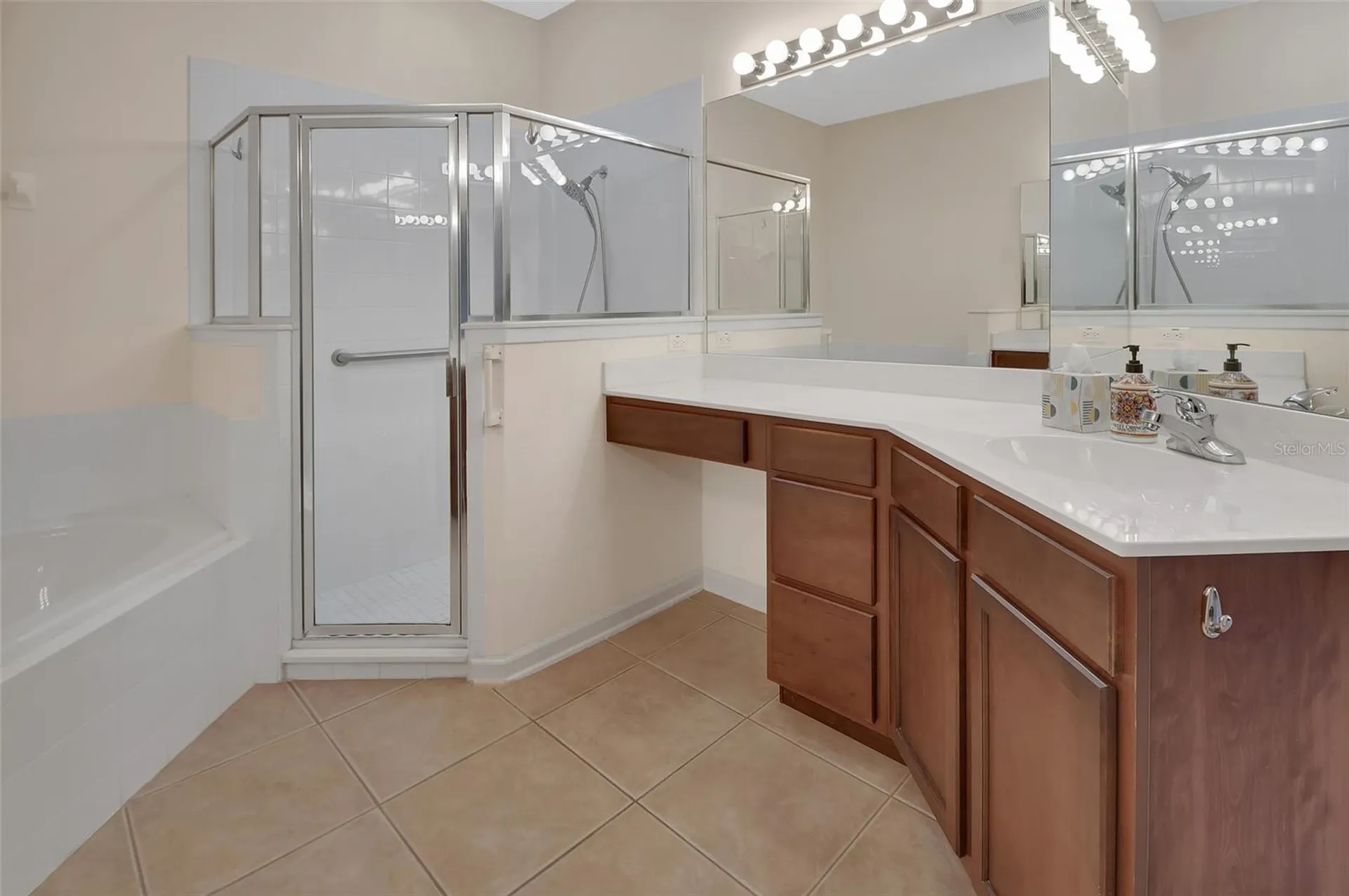 525 Heron Point Way Deland FL 32724