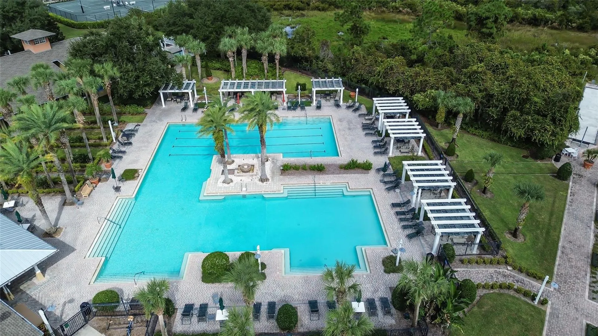 525 Heron Point Way Deland FL 32724
