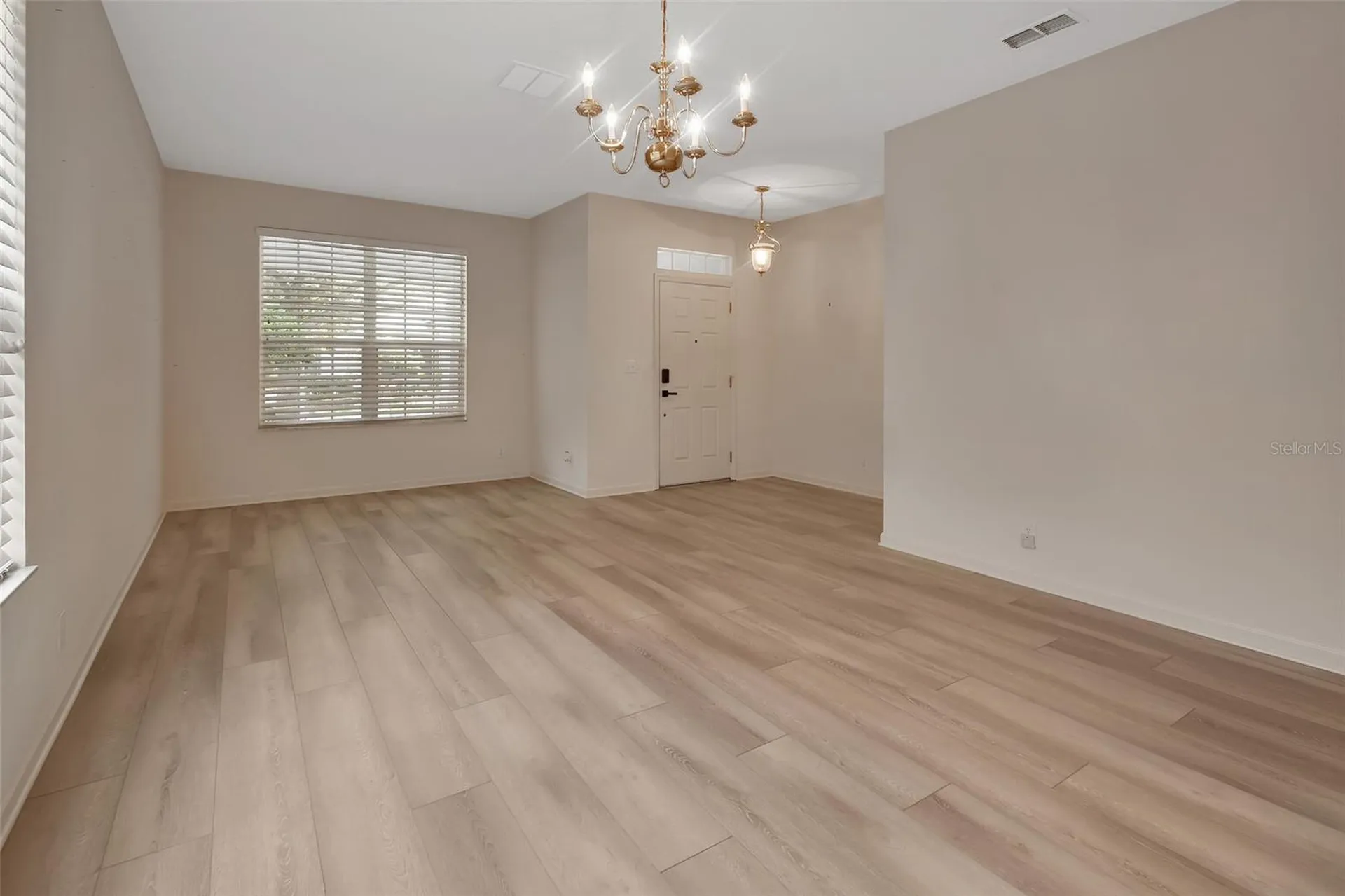 525 Heron Point Way Deland FL 32724