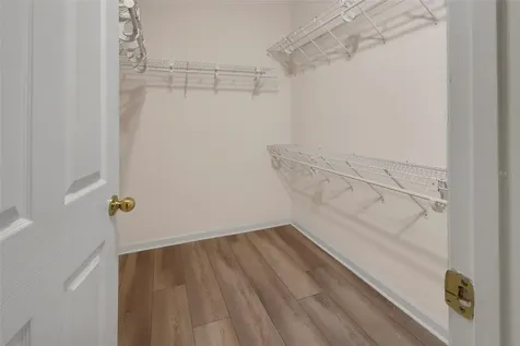 525 Heron Point Way Deland FL 32724