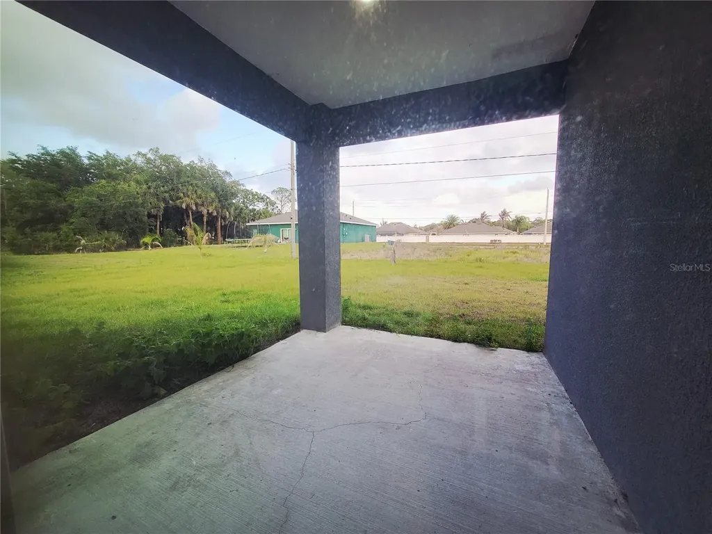 421 Tonklin Road SW Palm Bay FL 32908