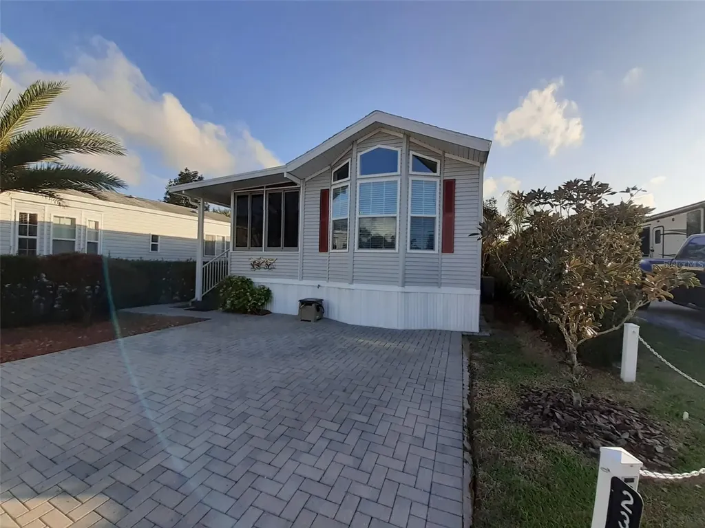 2330 Limewood Avenue Clermont FL 34714