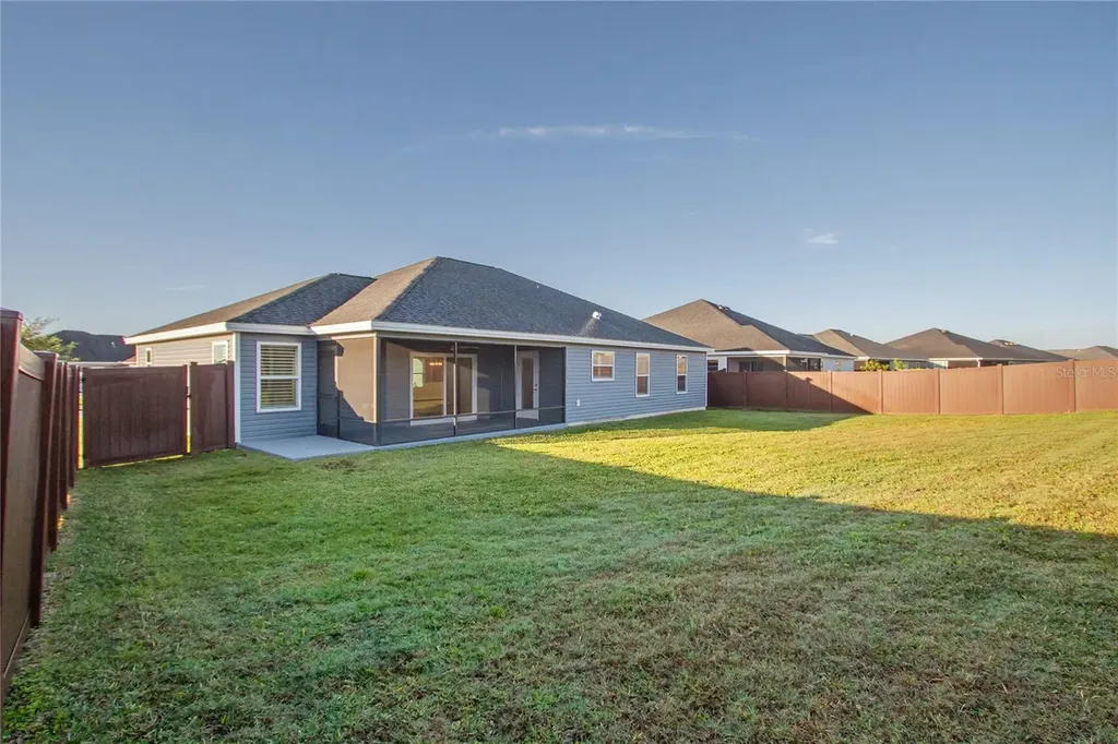 3320 Dzuro Drive Oxford FL 34484