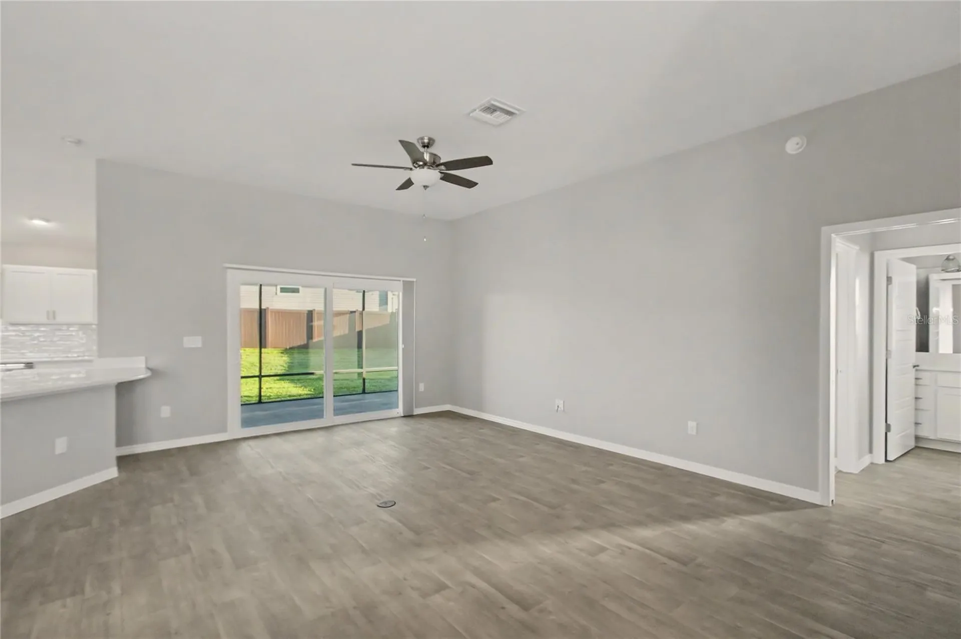 3320 Dzuro Drive Oxford FL 34484
