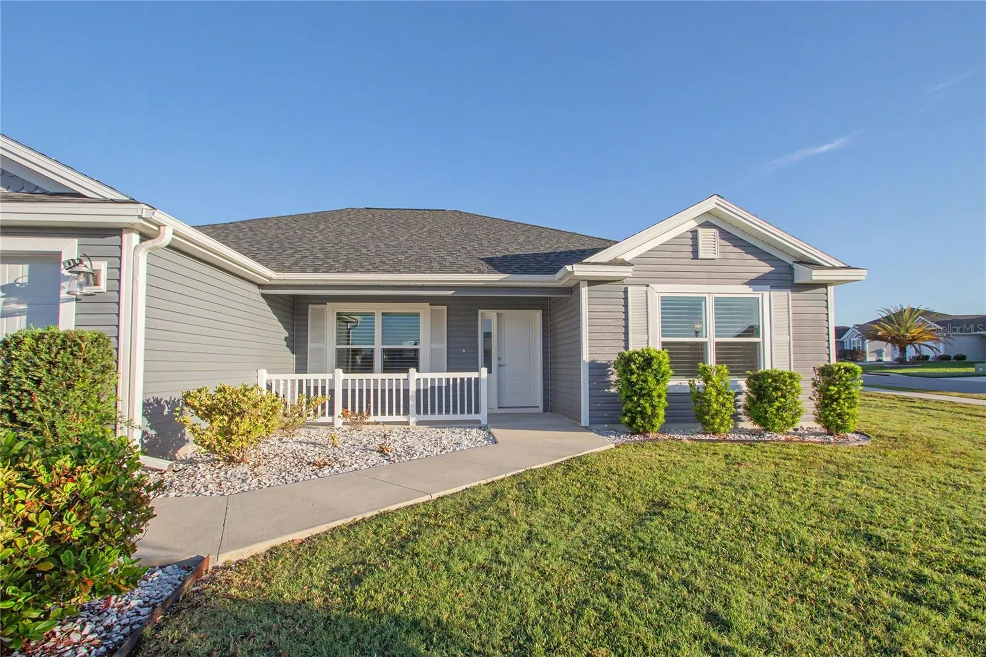 3320 Dzuro Drive Oxford FL 34484