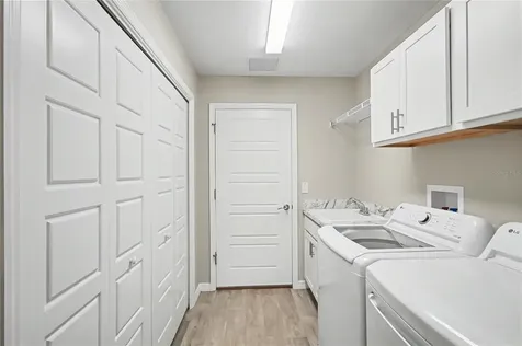 3320 Dzuro Drive Oxford FL 34484