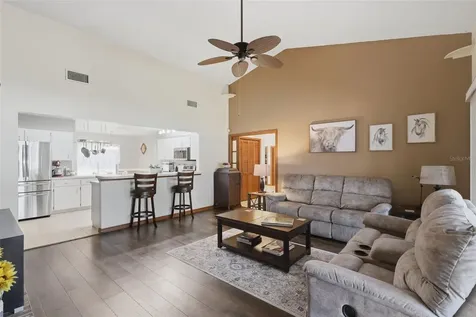 168 Community Drive Debary FL 32713