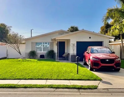 7060 52nd Street N Pinellas Park FL 33781