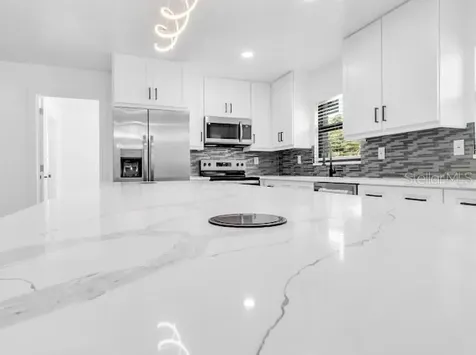 6040 84th Avenue N Pinellas Park FL 33781