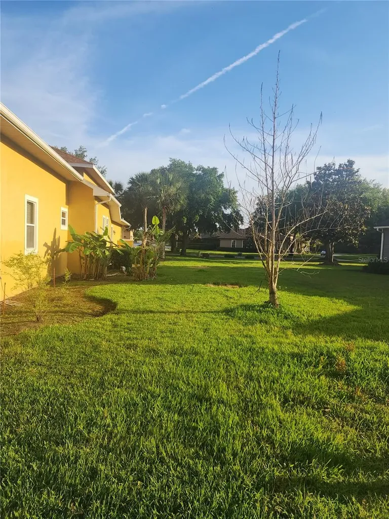 2656 Wyndsor Oaks Way Winter Haven FL 33884