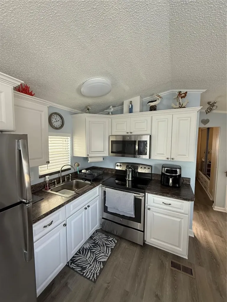 1475 Flamingo Drive Englewood FL 34224