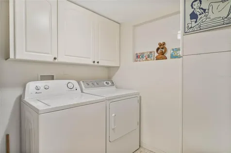 809 E 15th Avenue New Smyrna Beach FL 32169