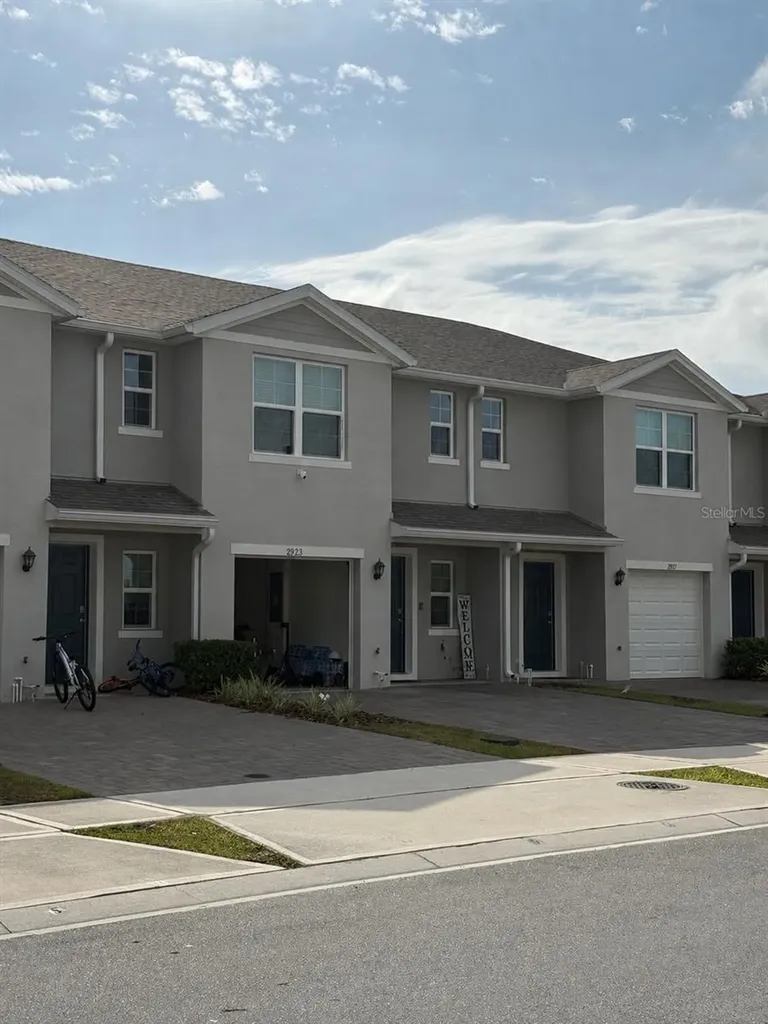 2923 Brie Hammock Bend St Cloud FL 34773