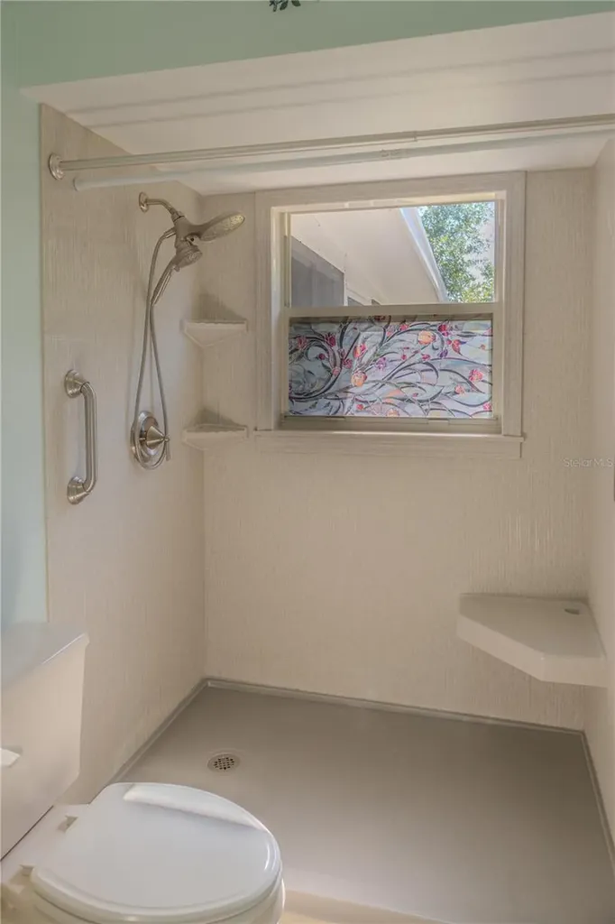 1011 Shayler Avenue Deland FL 32724