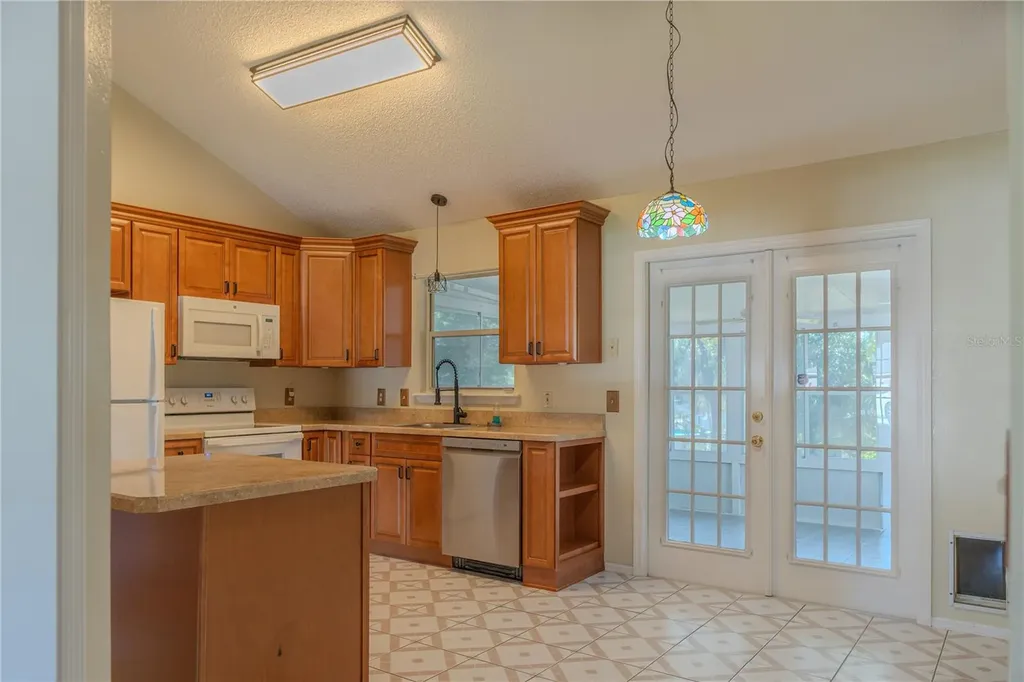 1011 Shayler Avenue Deland FL 32724