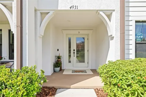 4931 W Paul Avenue Tampa FL 33611