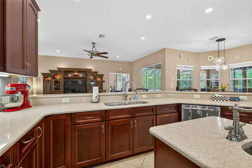 4052 N Mayan Drive Hernando FL 34442