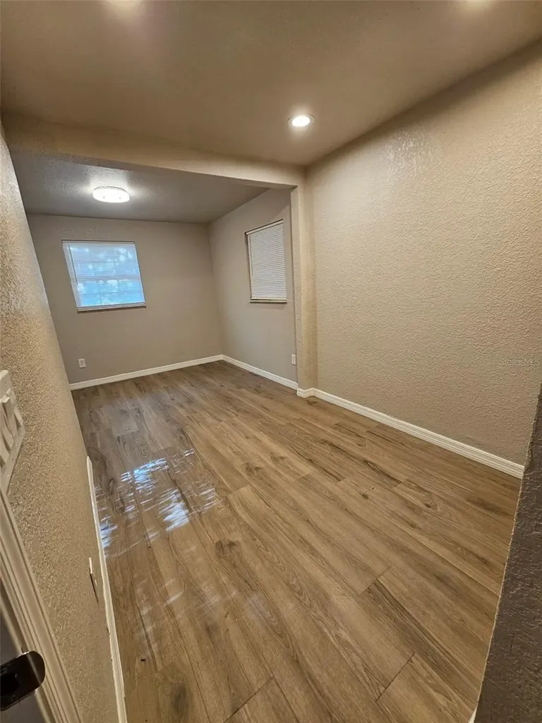 1516 S Lee Avenue Orlando FL 32805